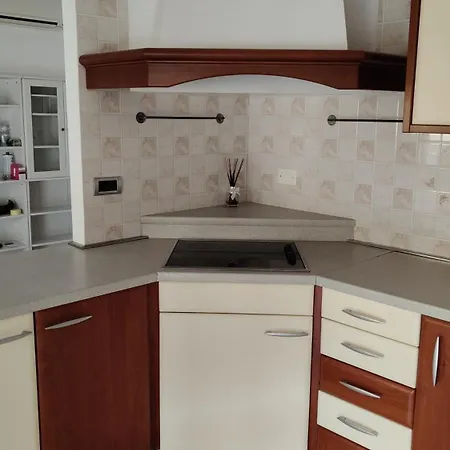 Apartma Apollonio *