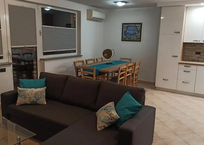 Apartma Apollonio * Črni Kal