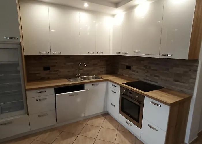 아파트 Apartma Apollonio *