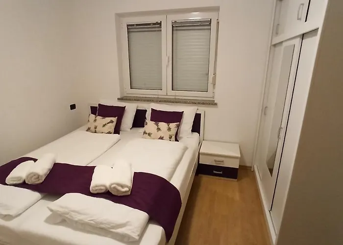 شقة Apartma Apollonio Črni Kal