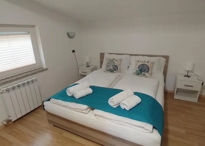 Apartma Apollonio 아파트 *